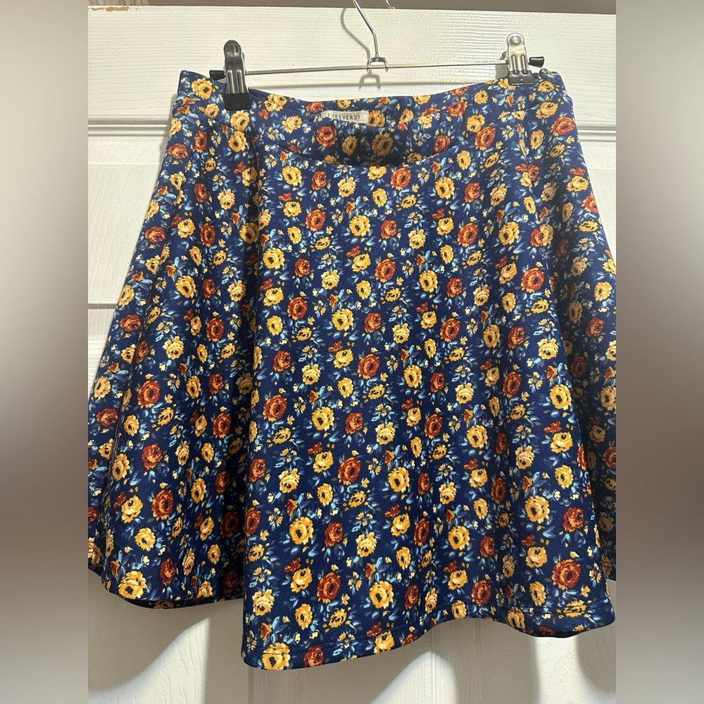 Forever 21 Skirt Womens Floral Mini Skirt - Picture 4 of 5